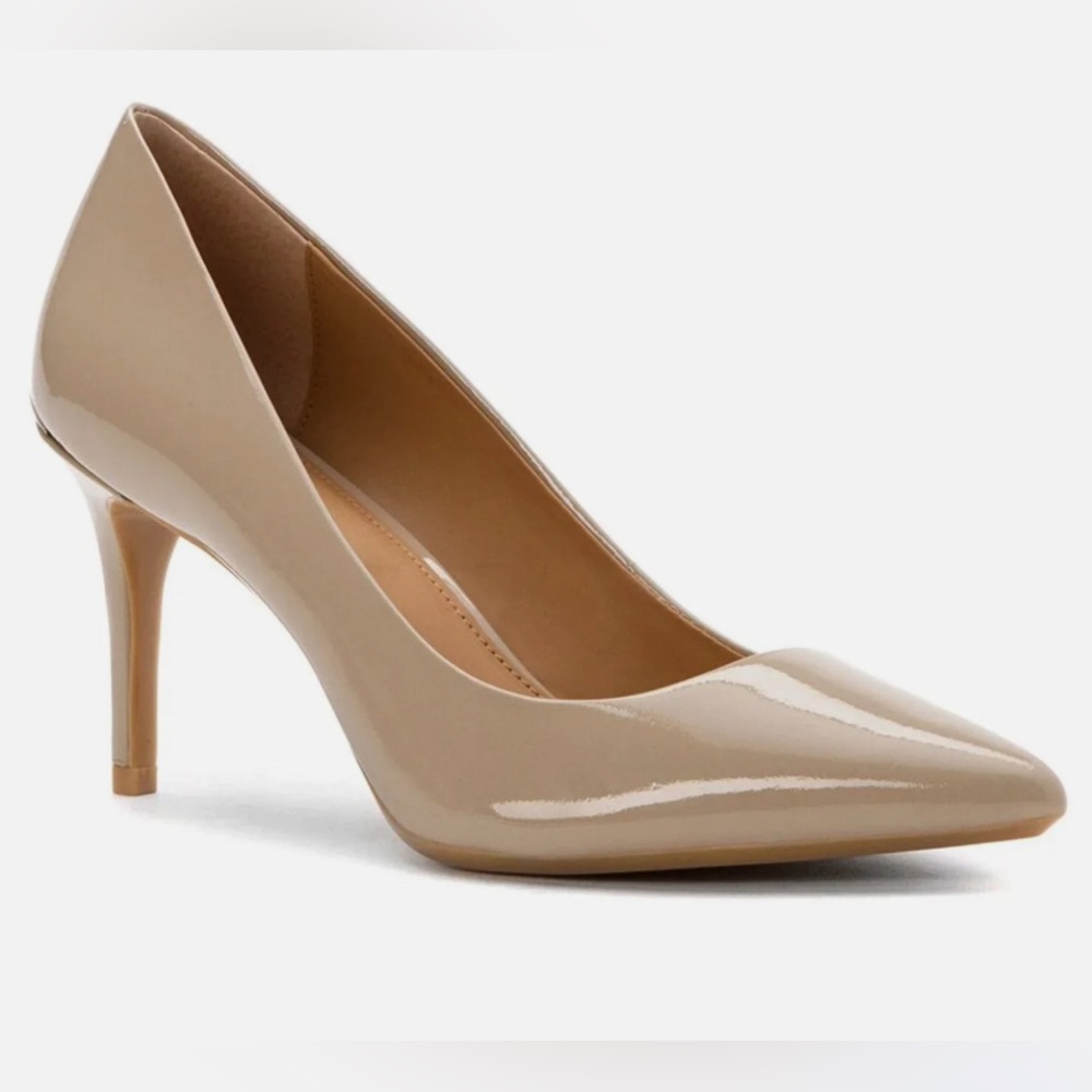 Gayle Calvin Klein Pump